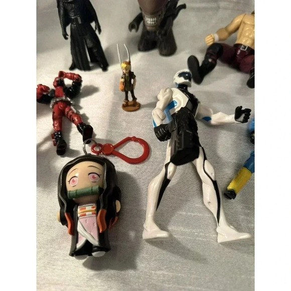 Vintage Collectable Action Figure Lot Of 10 WWf, REN And Stimpy Star Wars Alien - Picture 8 of 8